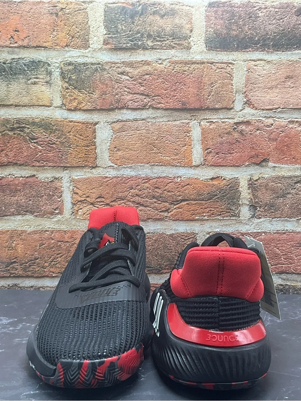 NWT adidas Pro Bounce 2019 Low Louisville Cardinals Size 9